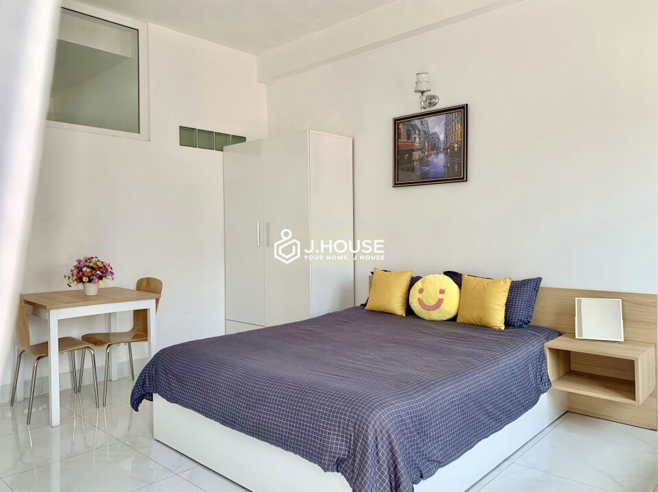 Affordable apartment in District 1, Fully furnished flat in District 1, HCMC-4