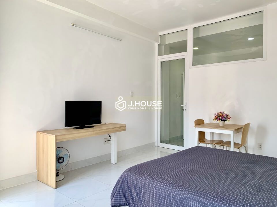 Affordable apartment in District 1, Fully furnished flat in District 1, HCMC-6