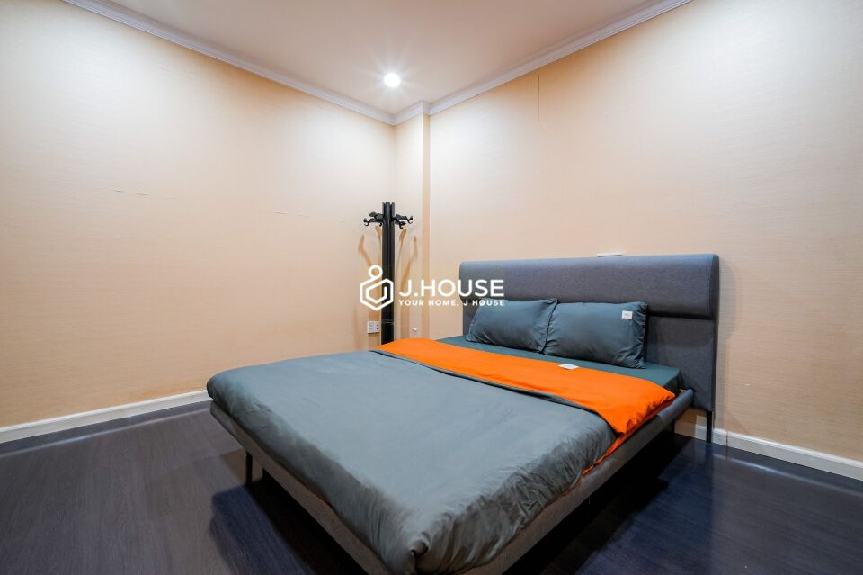 Apartment near Pink Church, 2 spacious modern bedrooms near Tan Dinh market in District 1-10