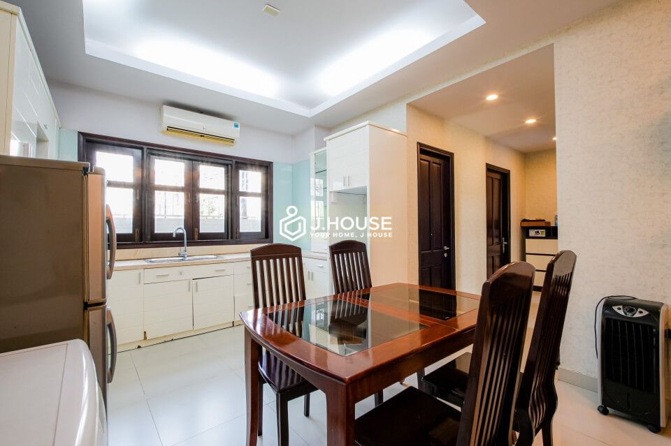 Apartment near Pink Church, 2 spacious modern bedrooms near Tan Dinh market in District 1-4