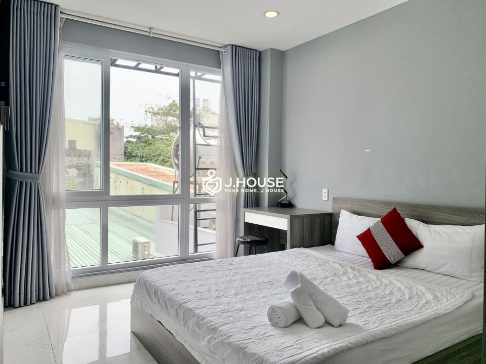 Bright and comfortable serviced apartment in Binh Thanh District, HCMC-5