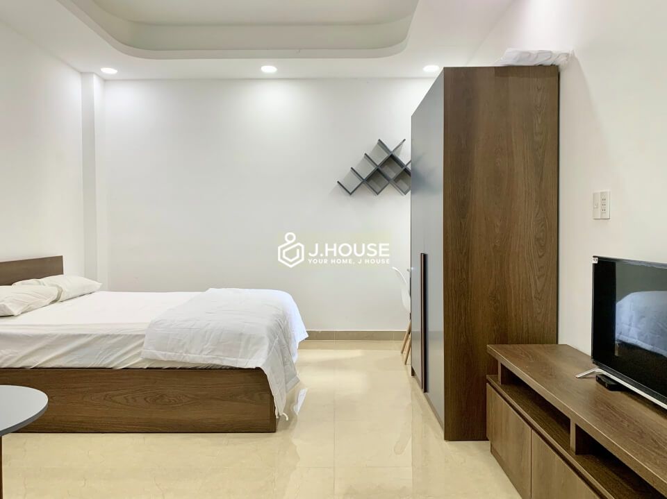 Fully furnished apartment for rent on Vo Thi Sau street, District 3, HCMC-0