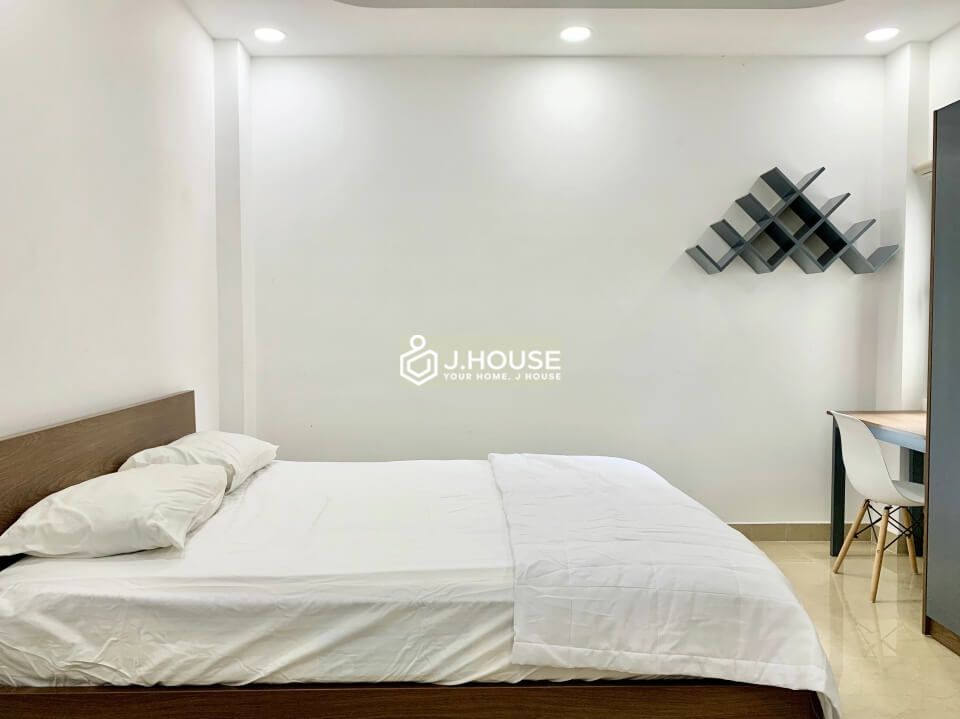 Fully furnished apartment for rent on Vo Thi Sau street, District 3, HCMC-1
