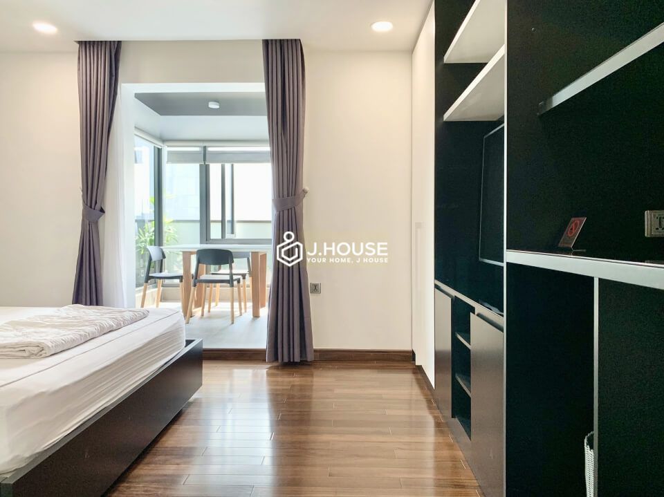 Fully furnished modern serviced apartment in Phu Nhuan District, HCMC