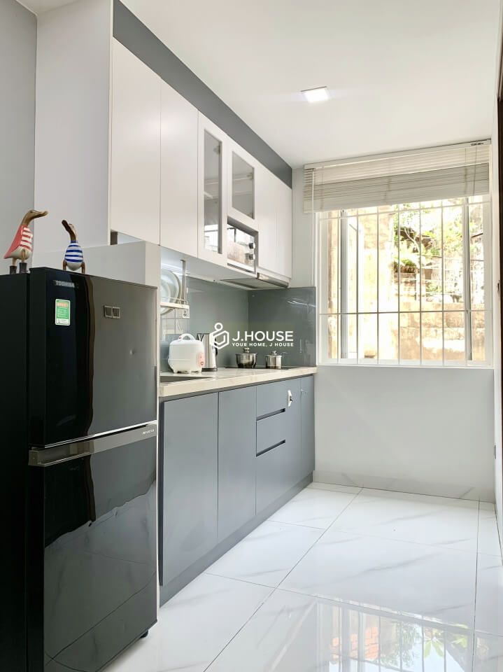 Modern apartment in District 1, fully furnished apartment in Ho Chi Minh City, VN-4