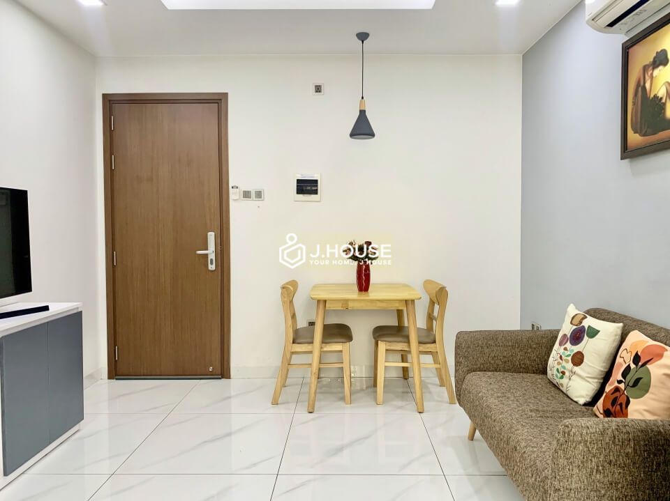 Cozy and comfortable serviced apartment in center of District 1