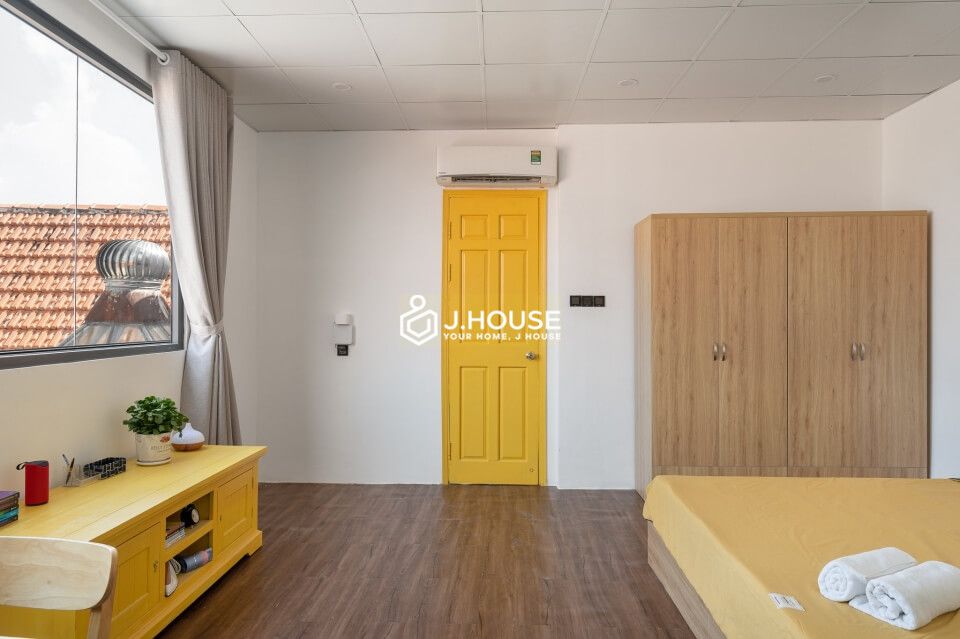 Rooftop studio apartment for rent near the airport in tan binh district, HCMC-3