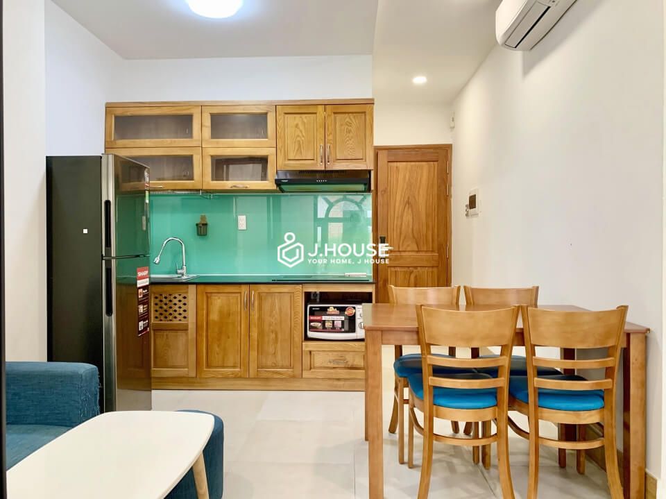 Serviced apartment with swimming pool and gym in Thao Dien, Thu Duc District