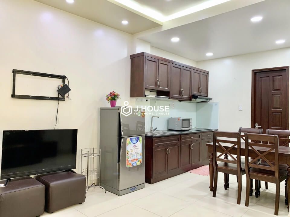Apartment in Phu Nhuan district, fully furnished apartment near the canal in HCMC-2