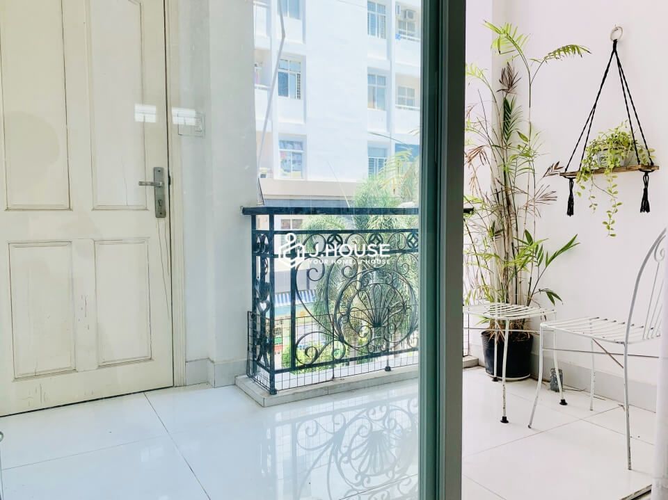 Apartment next to the canal in Binh Thanh District, Condo in Binh Thanh District-12