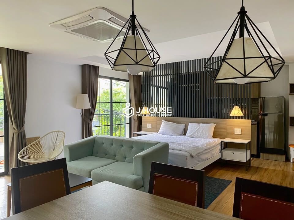 Modern comfortable serviced apartment in Tan Binh District