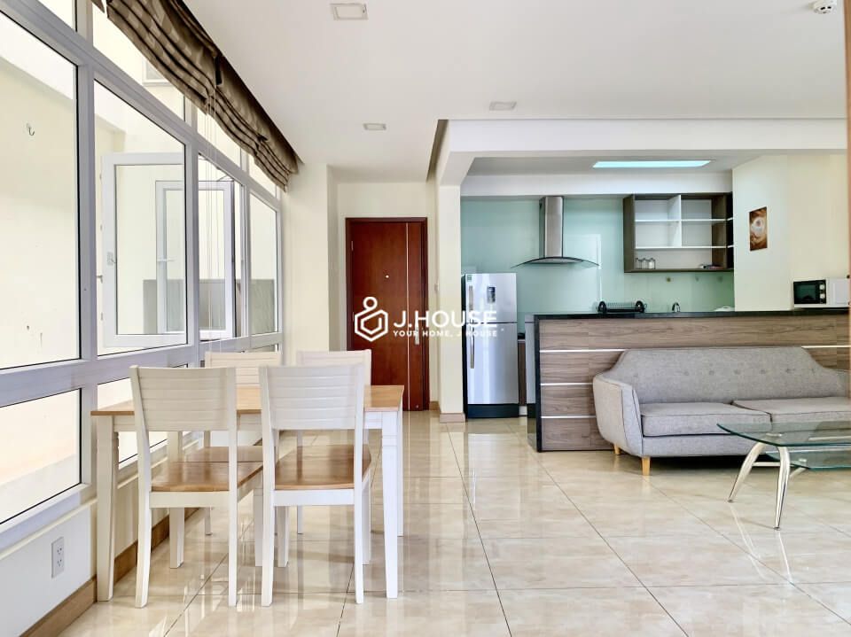 Comfortable serviced apartment with long balcony on Quoc Huong street, Thao Dien ward, District 2-6