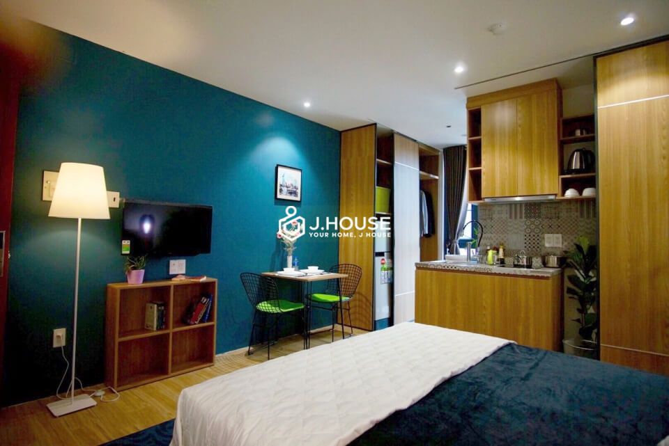 Cozy and comfortable serviced apartment in Tan Binh District, HCMC-2