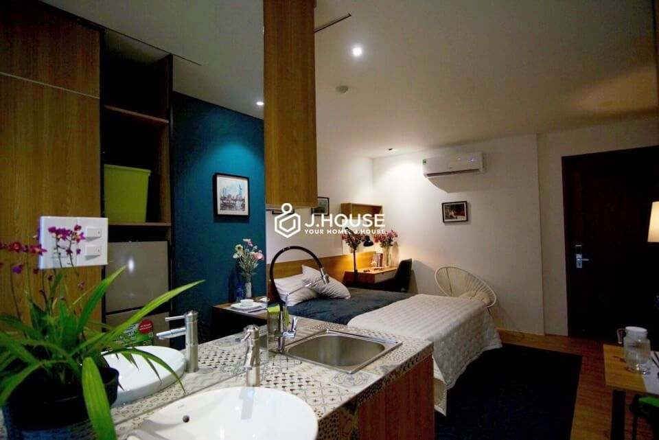 Cozy and comfortable serviced apartment in Tan Binh District, HCMC-7