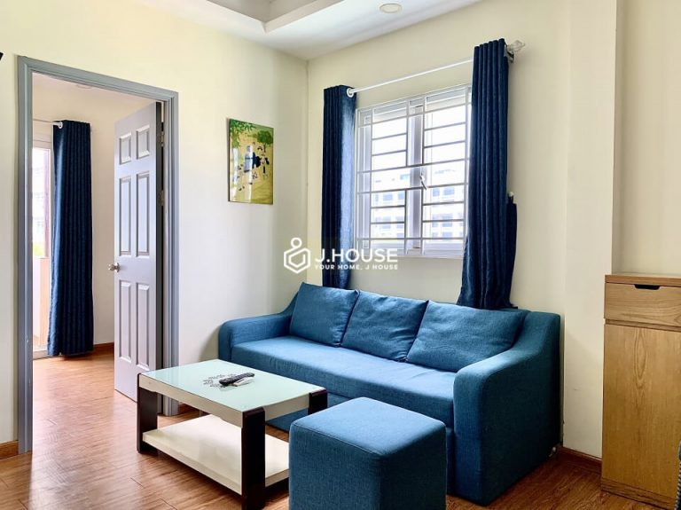 Fully furnished apartment with balcony on Nguyen Huu Canh Street, Binh Thanh District