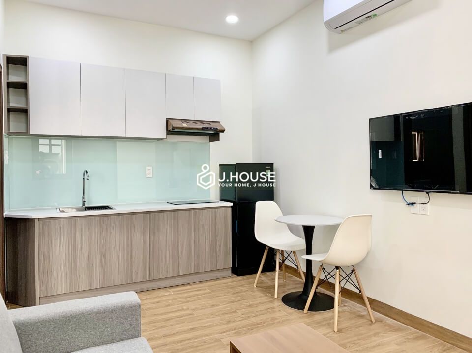 Modern and comfortable serviced apartment near the airport in Tan Binh District-0