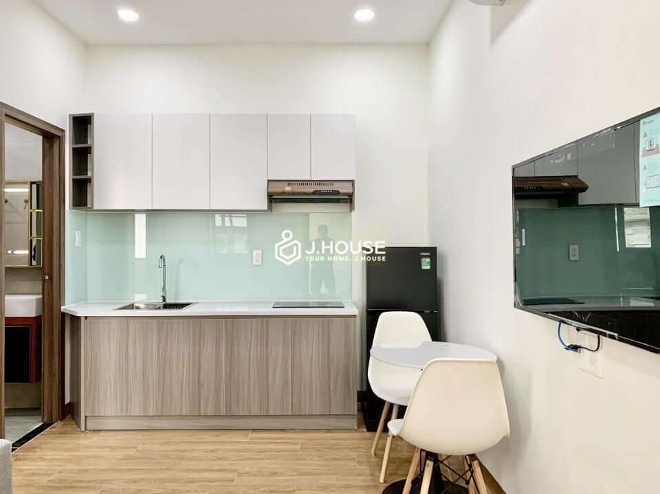 Modern and comfortable serviced apartment near the airport in Tan Binh District
