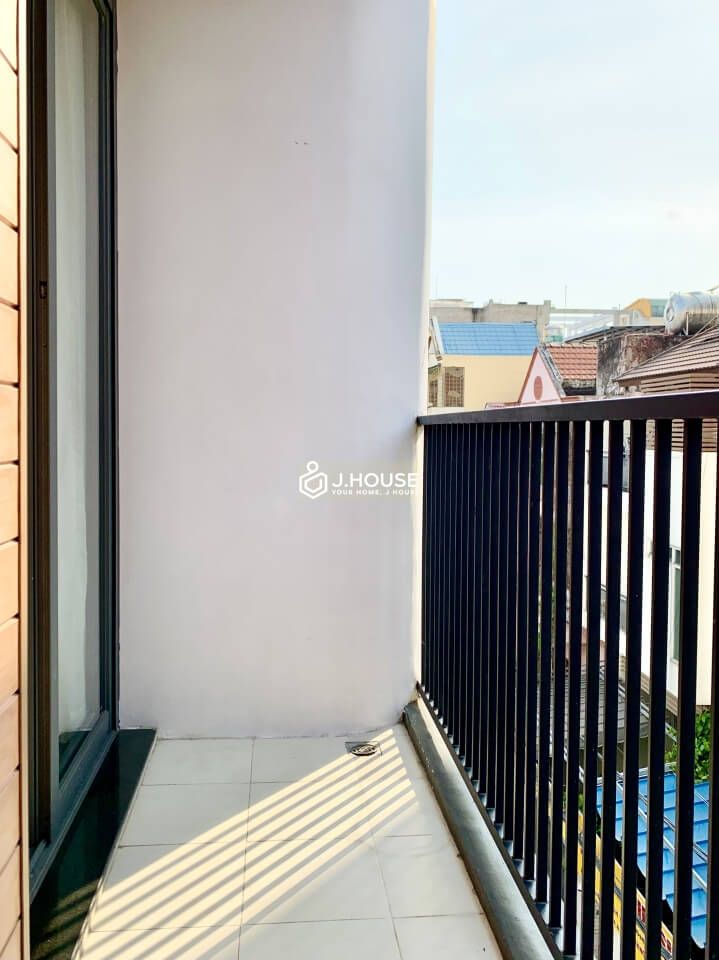 Modern and elegant serviced apartment near the airport, Tan Binh district-12