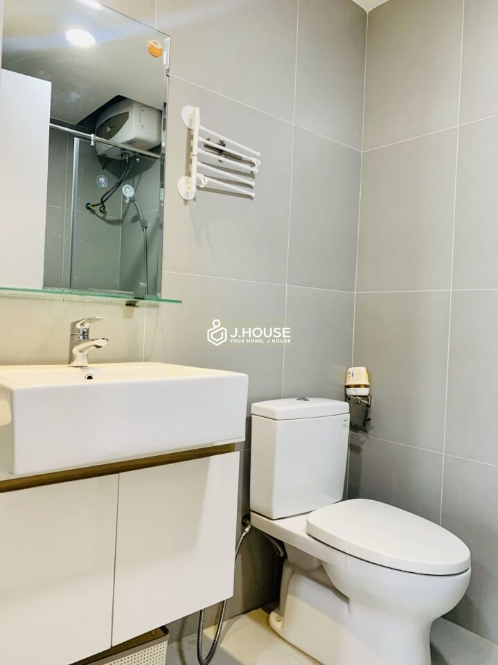 Modern serviced apartment in District 3, apartment in district 3, HCMC-17