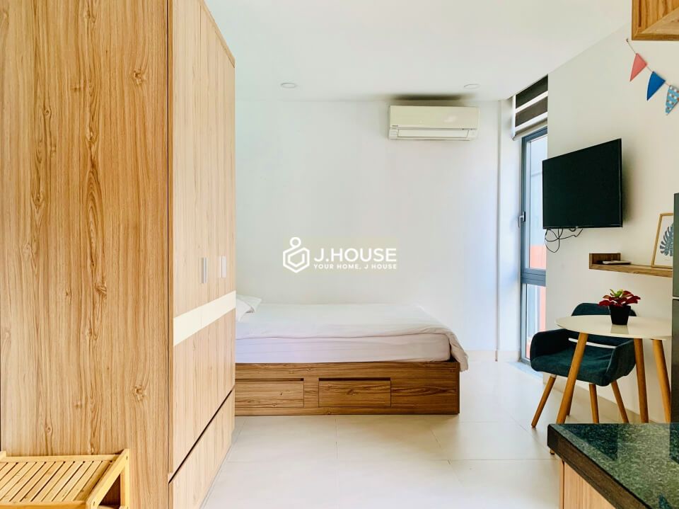 Nice apartment in Binh Thanh District, Apartment next to the canal in HCMC-0