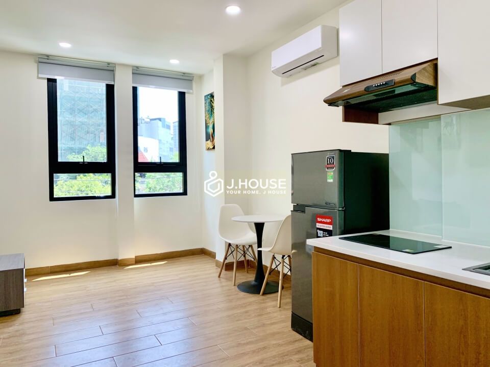 Serviced apartment near airport in Tan Binh district, apartment near Hoang Van Thu park-5