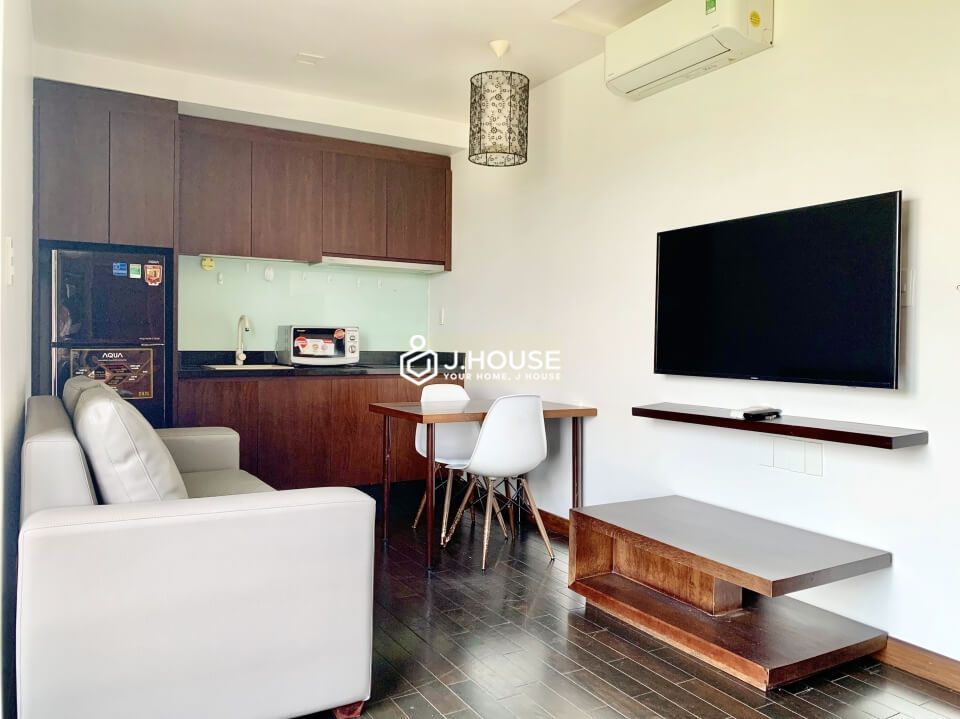 Serviced apartment next to the canal with swimming pool in District 3, HCMC