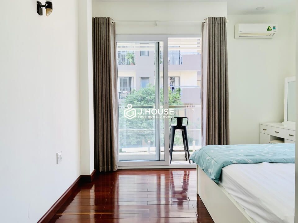 Spacious fully furnished serviced apartment in Thao Dien, District 2-12