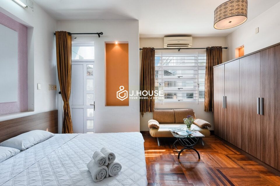 Apartment in district 1, apartment on Nguyen Thi Minh Khai street, apartment in the center of Ho Chi Minh-0