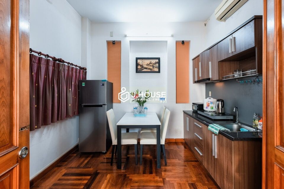 Apartment in district 1, apartment on Nguyen Thi Minh Khai street, apartment in the center of Ho Chi Minh-8