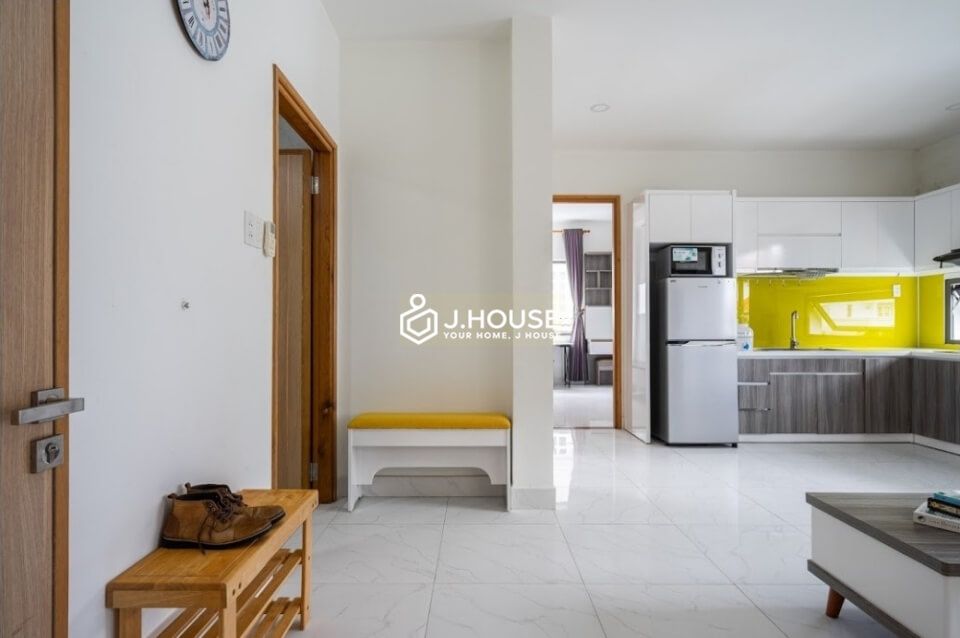 Bright and spacious serviced apartment in a villa in Thao Dien, District 2, HCMC-3