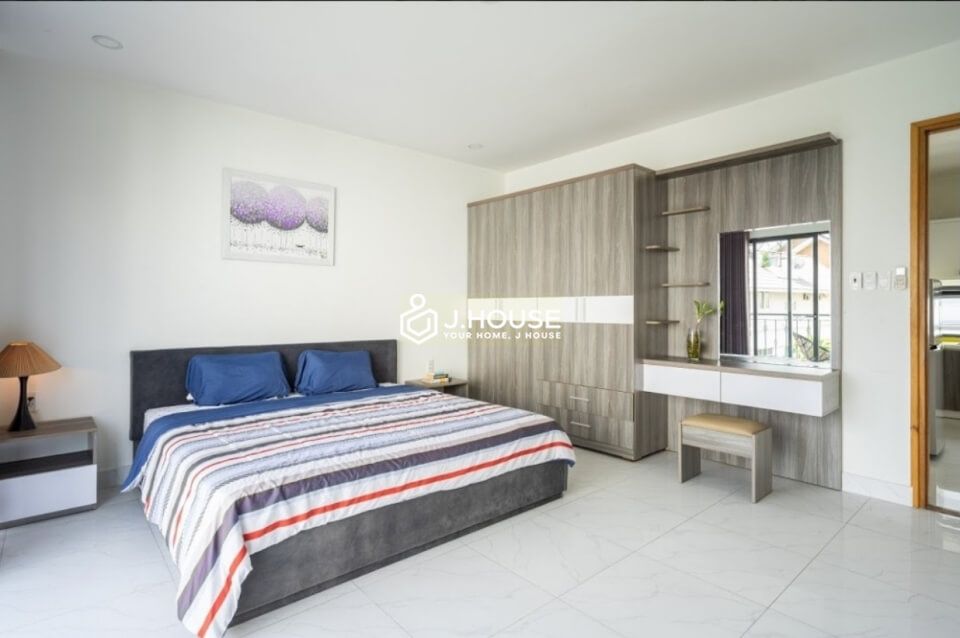 Bright and spacious serviced apartment in a villa in Thao Dien, District 2, HCMC-7