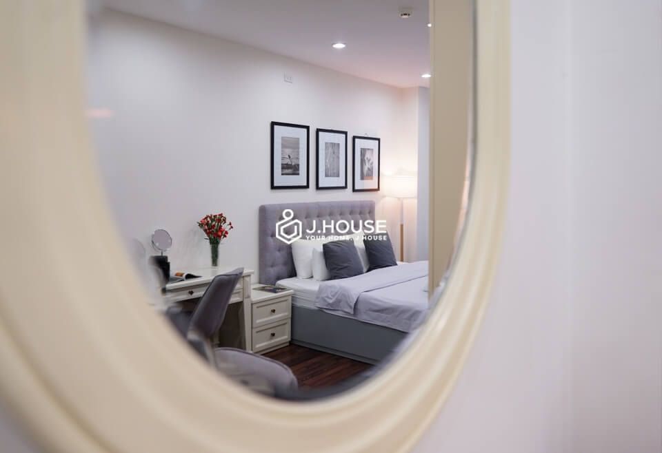 Modern serviced apartment with cozy style at Vo Van Tan street, District 3, HCMC-6