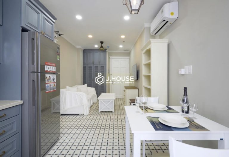 Modern serviced apartment with swimming pool and gym in Thao Dien, District 2, HCMC
