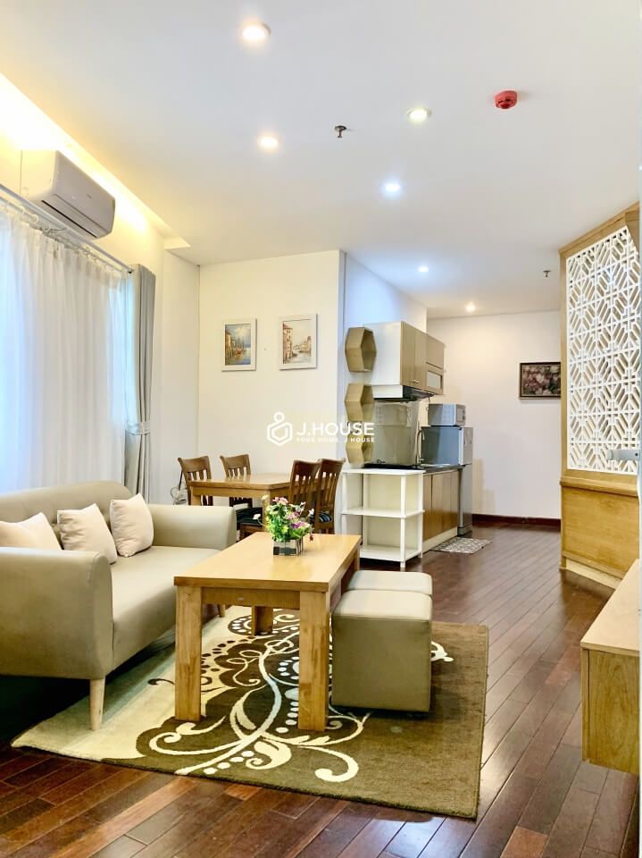 Spacious serviced apartment with bathtub in Binh Thanh District, HCMC-0