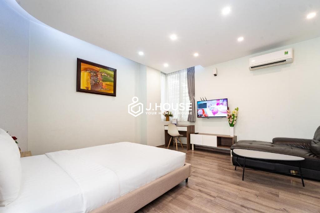 Studio apartment for rent in District 3- The Jade Apartment