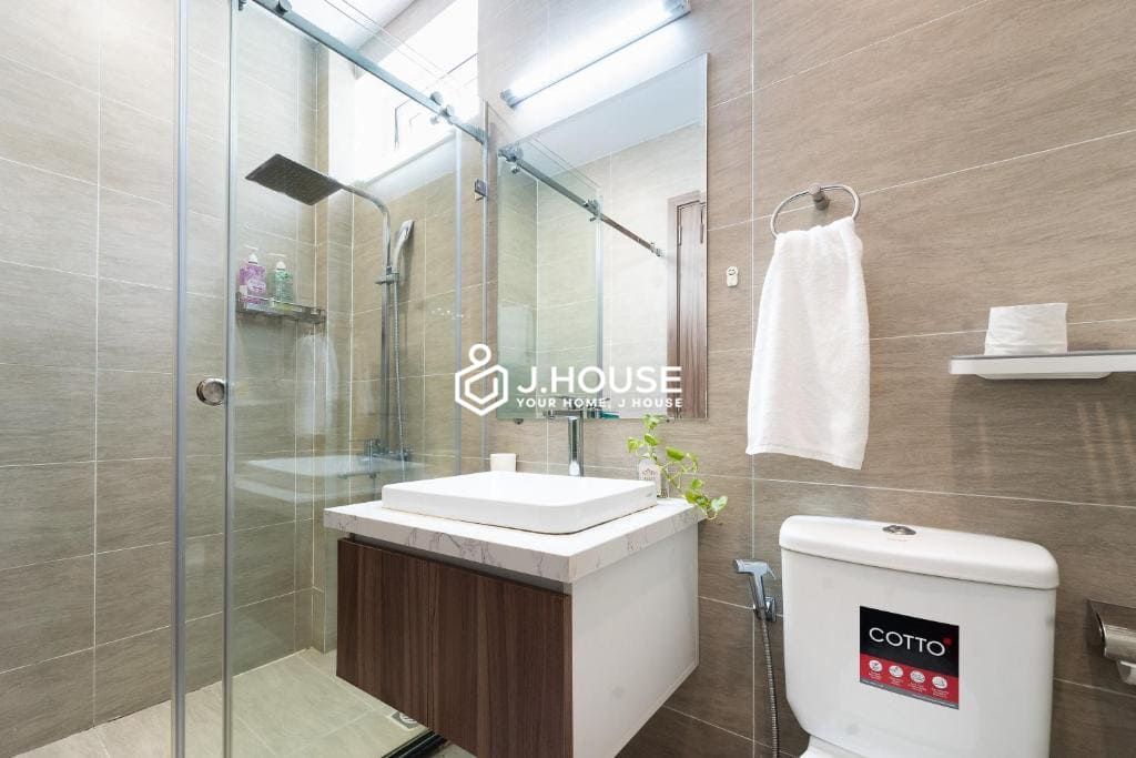 Studio apartment for rent in District 3- The Jade Apartment