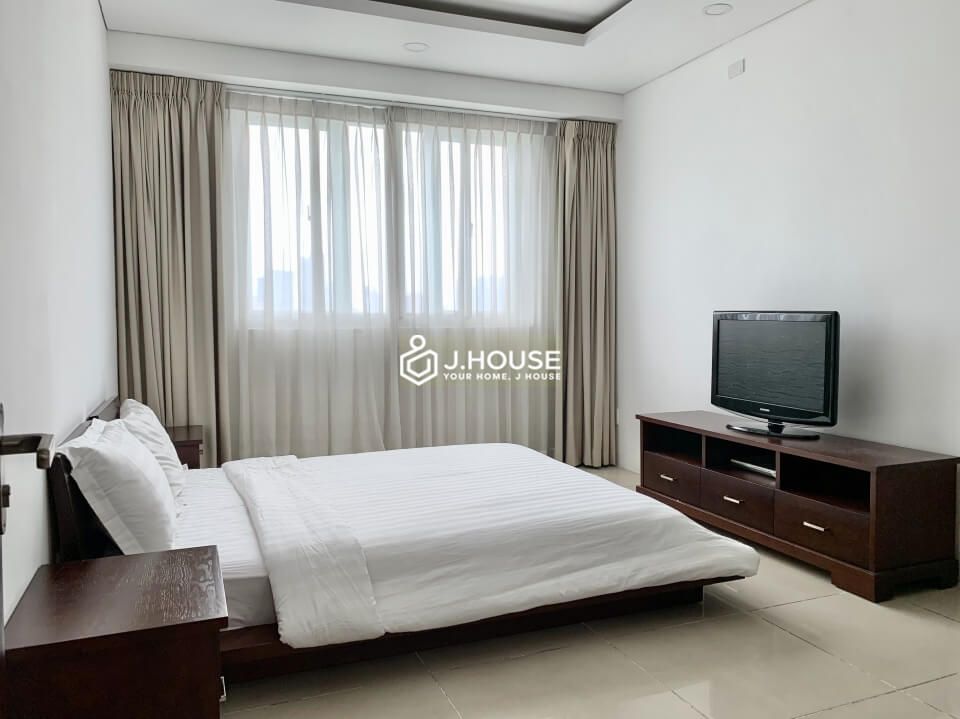 2 bedroom apartment at International Plaza at 343 Pham Ngu Lao street, District 1, HCMC-9