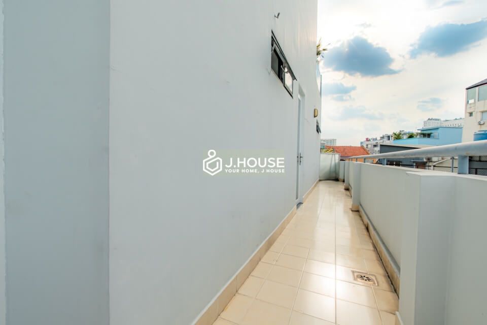 2 bedroom apartment on Dinh Cong Trang Street, District 1, HCMC-14