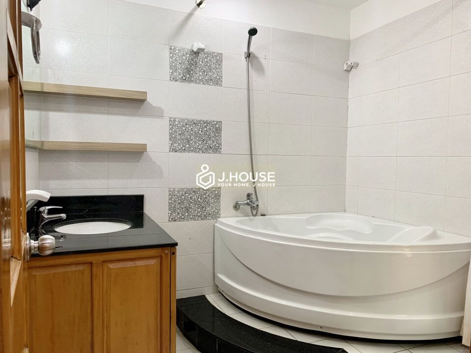 2 bedroom apartment with private terrace in Thao Dien, District 2, HCMC-22