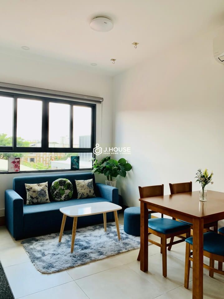 2 bedroom serviced apartment has rooftop pool in Thao Dien, District 2, HCMC-2