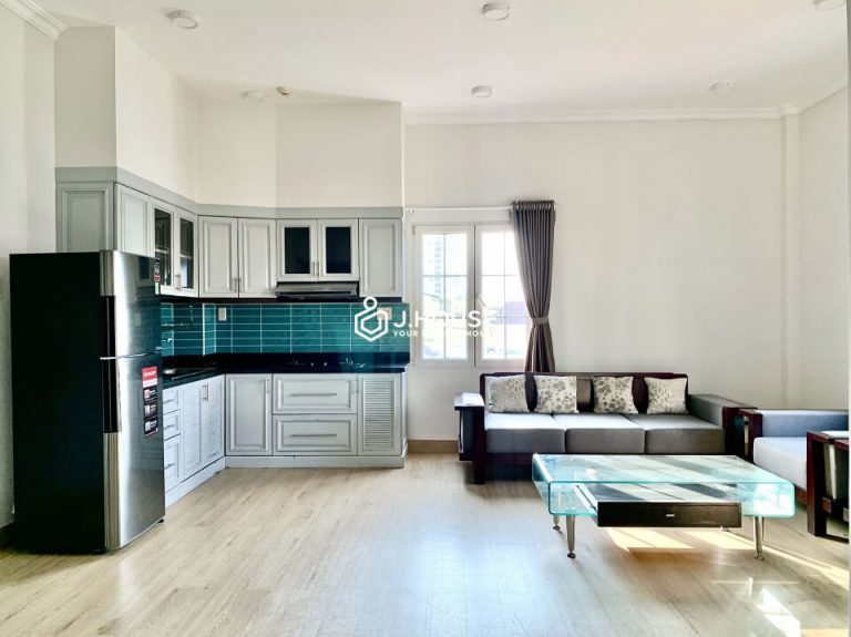2 bedroom serviced apartment with rooftop pool in Thao Dien, District 2, HCMC