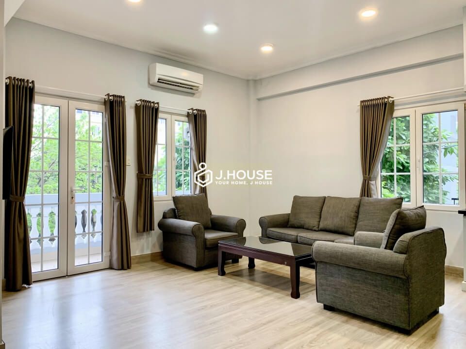 2 bedroom serviced apartment with rooftop pool in Thao Dien, District 2, HCMC