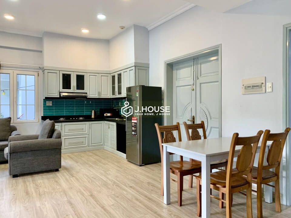 2 bedroom serviced apartment with rooftop pool in Thao Dien, District 2, HCMC-3