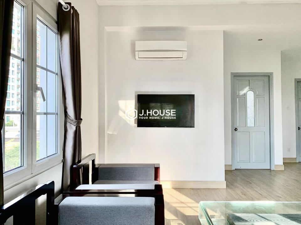 2 bedroom serviced apartment with rooftop pool in Thao Dien, District 2, HCMC-5