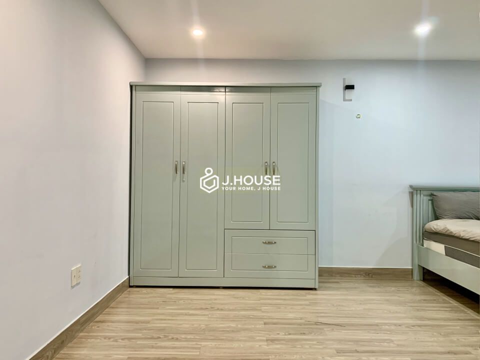 2 bedroom serviced apartment with rooftop pool in Thao Dien, District 2, HCMC-9