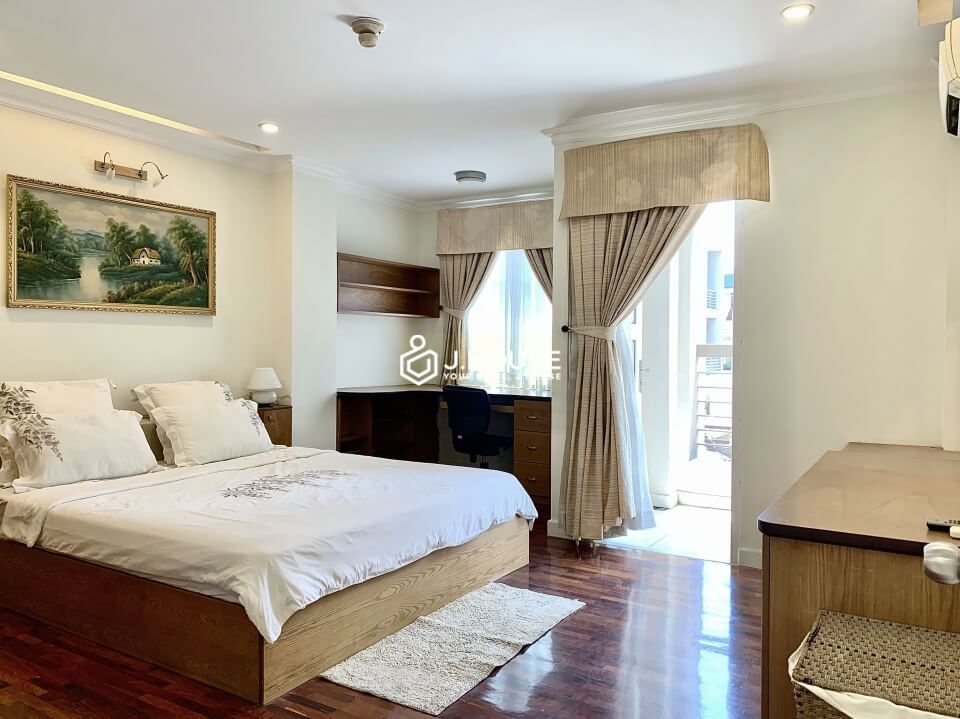 3 bedroom apartment at Golden Globe Apartment in Tan Binh District, HCMC-12