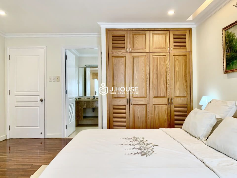 3 bedroom apartment at Golden Globe Apartment in Tan Binh District, HCMC-14