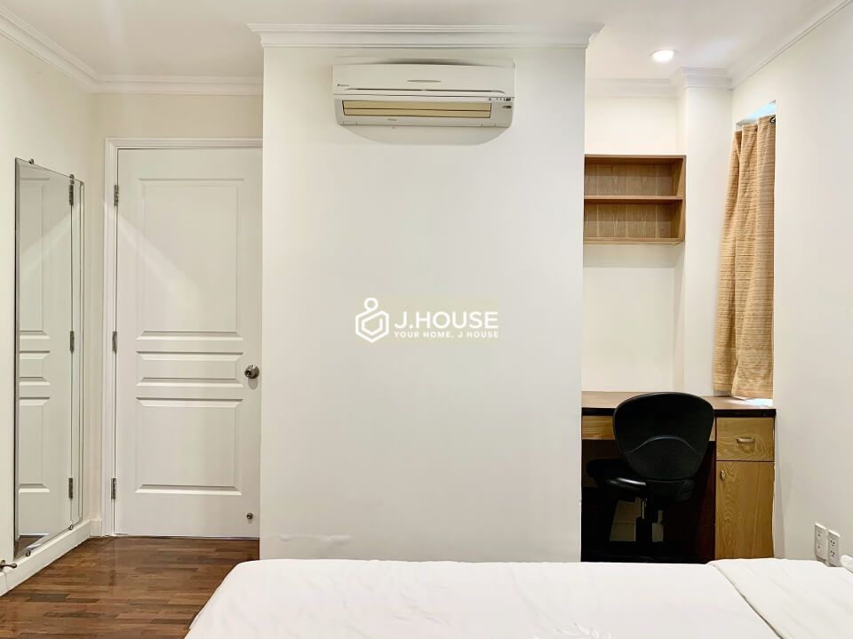 3 bedroom apartment at Golden Globe Apartment in Tan Binh District, HCMC-9