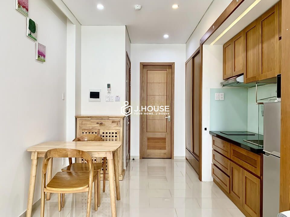 Bright serviced apartment on Tran Dinh Xu street, District 1, HCMC-9