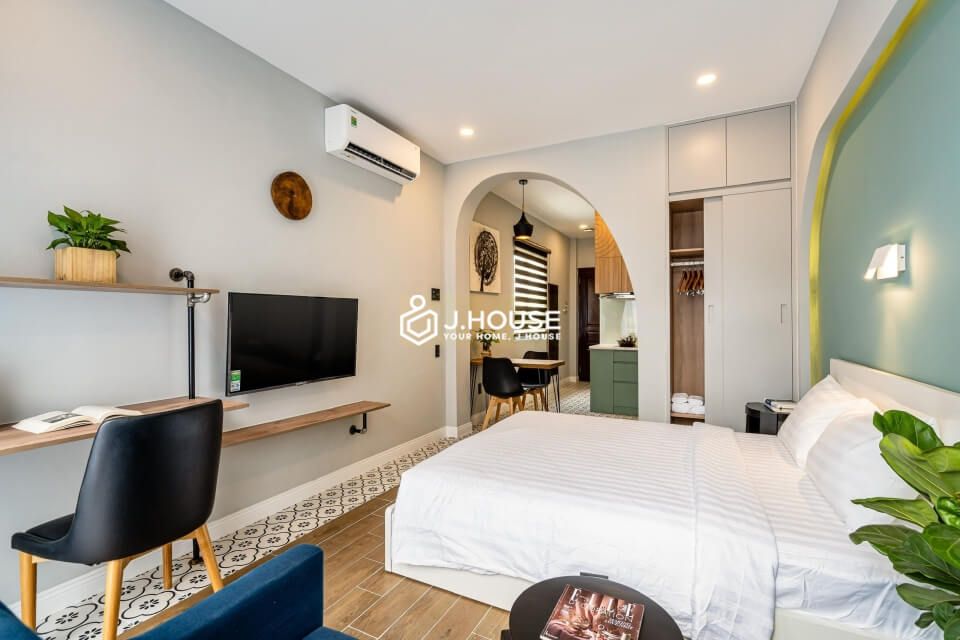 Elegant serviced apartment at Chilli & Chum Apartment in District 1, HCMC-6